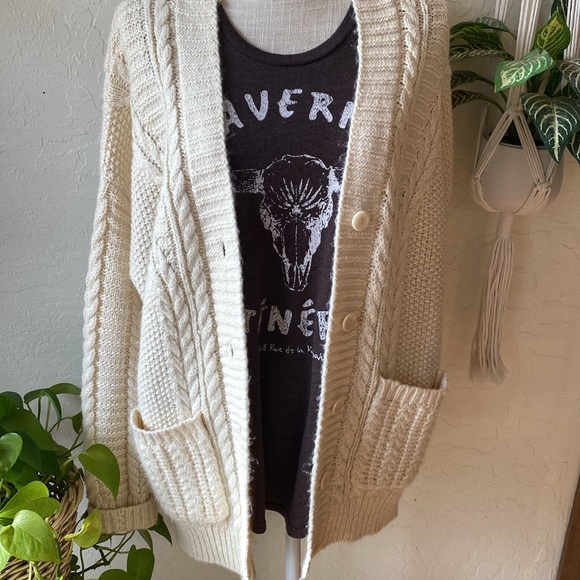 🎉 GORGEOUS COZY SUNDANCE CARDIGAN ‼️ - Picture 2 of 15